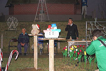 201812AkeboneIlum-01