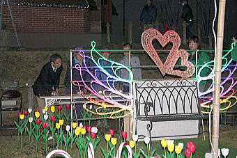 201812AkeboneIlum-02